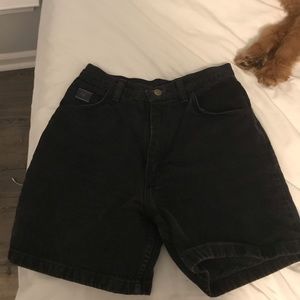 I’m selling black jean shorts size 2